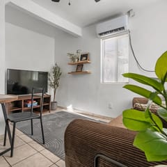 Casita Rosa - Cozy - Midtown Gem