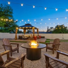 Casa Verde | Midtown | Fire pit  Lounge