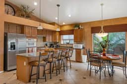 Louis House | Private Pool & Stunning Mountain Views - Image 3