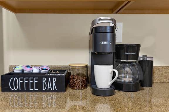 Highland Hide Away | Boho Chic | UA Walk | Superhost - Image 3