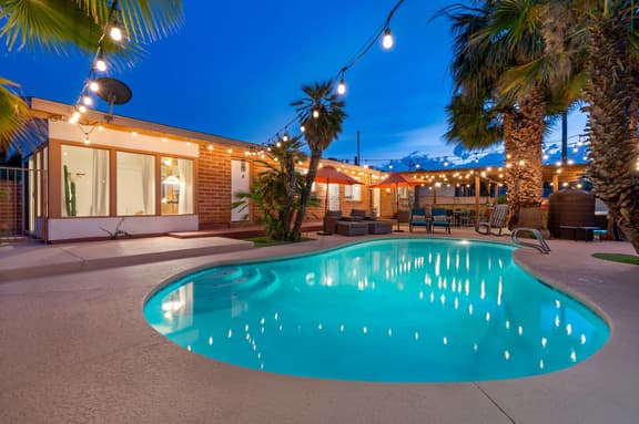Casa Serena Pool, Spa, Putting Green & Yoga Room - Image 1