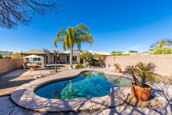 La Palmera- Foothills Mountian Views Pool - Image 1
